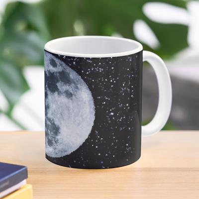 That's No Moon! Oh Wait...