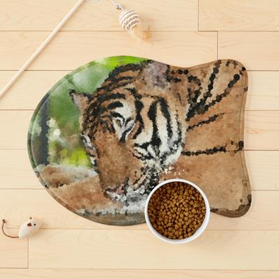 Tiger Grooming Himself